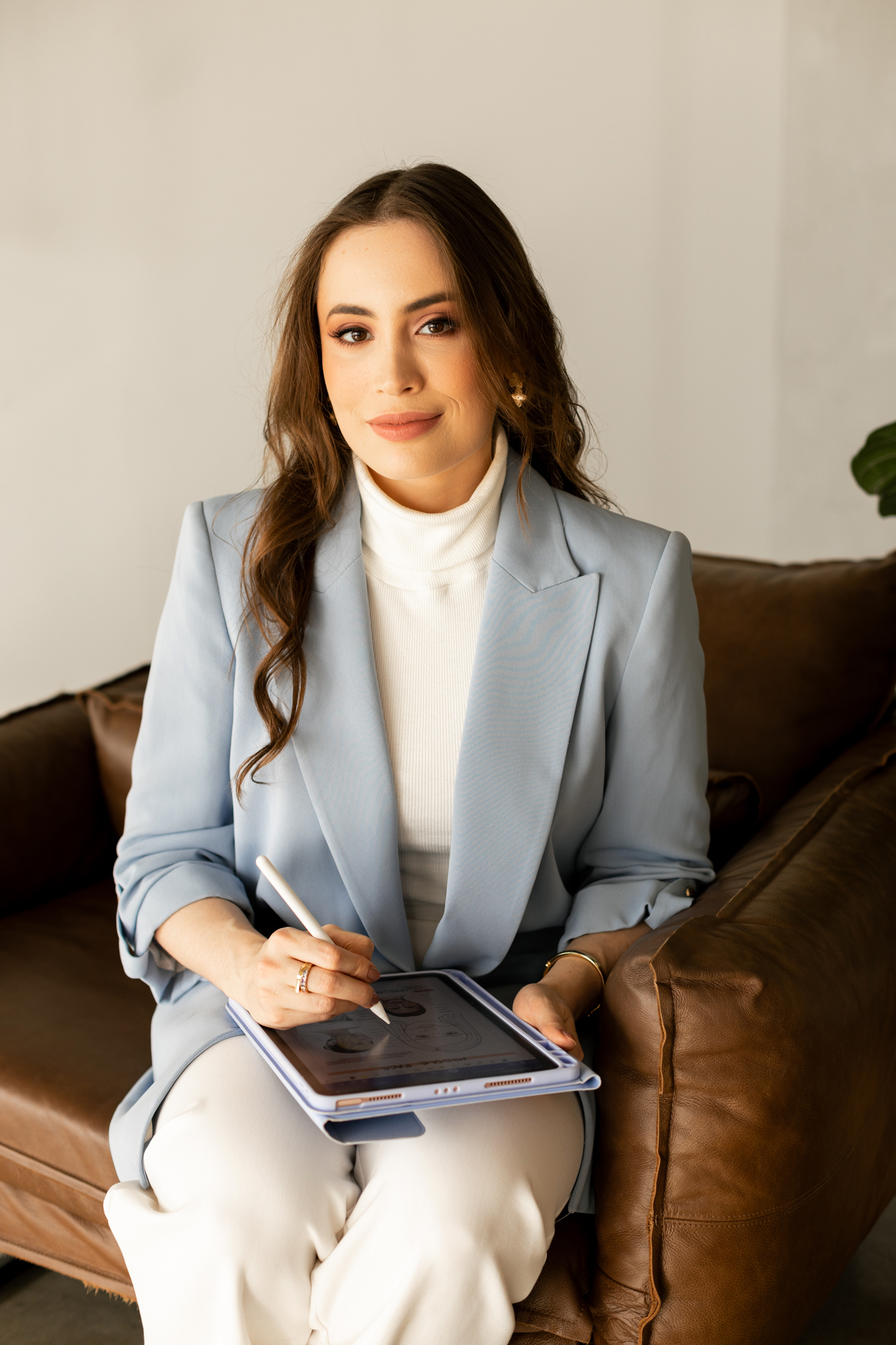 Dra. Thayline Camargo